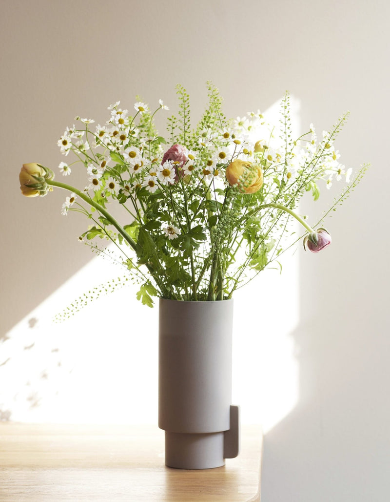 Alcoa Vase Large, Light Grey - Form & Refine - HORNE