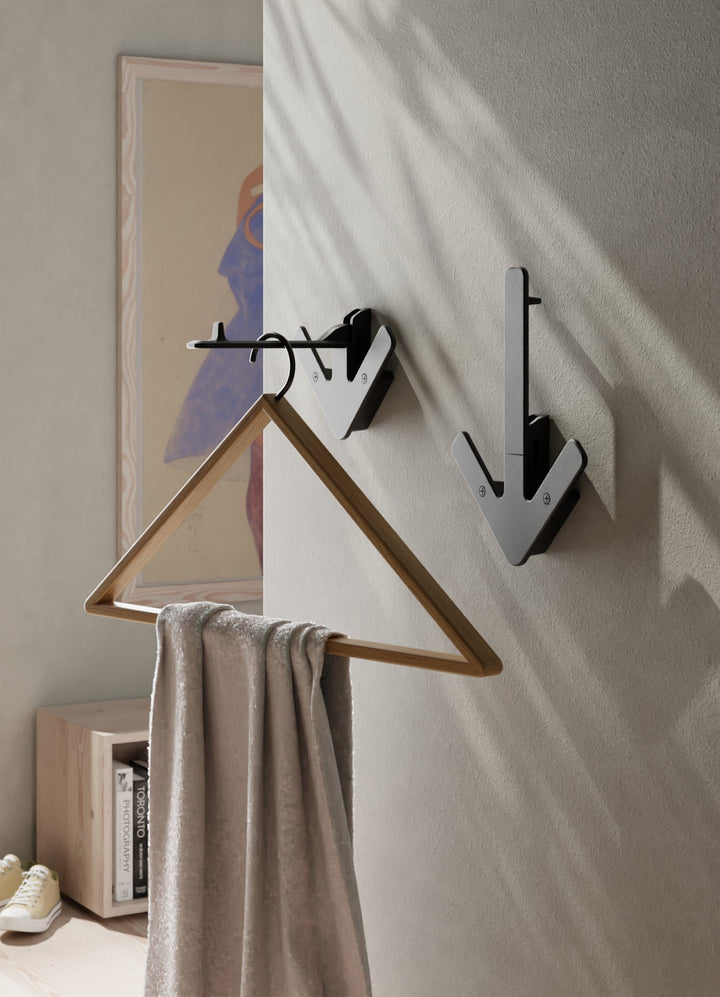Arrow Hanger - Design House Stockholm Hooks, Racks & Coat Stands - Black - HORNE