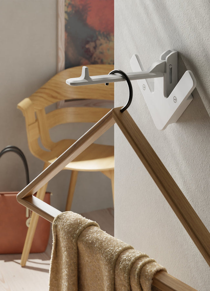 Arrow Hanger - Design House Stockholm Hooks, Racks & Coat Stands - White - HORNE