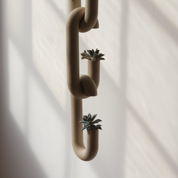 Chain Vase - Misewell Pots & Planters - HORNE