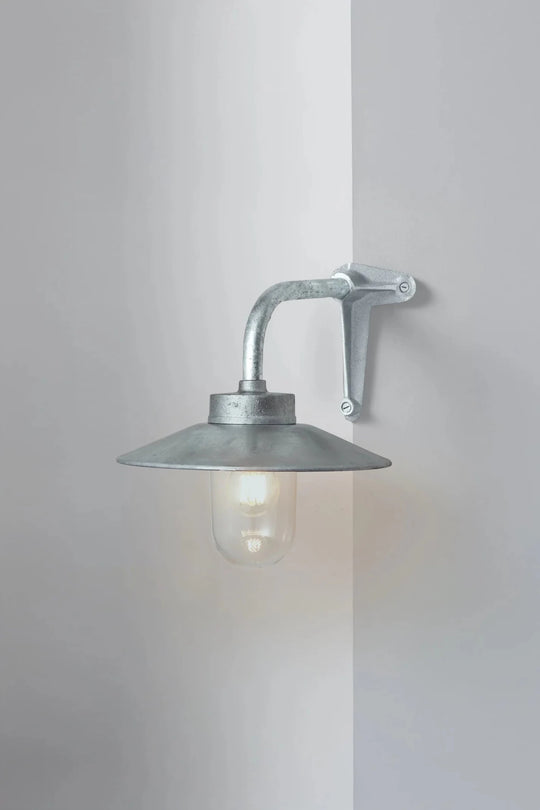 Exterior Bracket Light - 7680 - Davey Lighting Outdoor Lights - HORNE