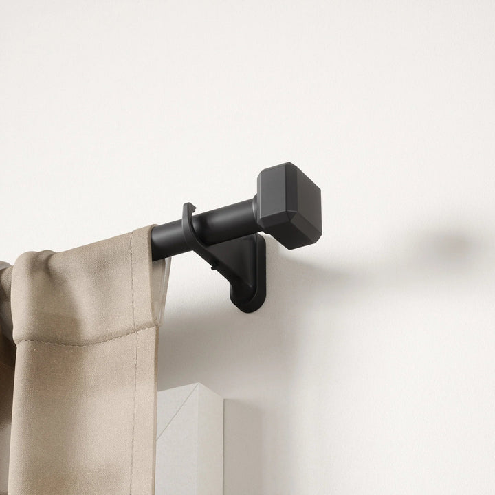 Geo Pinpoint Curtain Rod - Umbra Bath - Nickel-Steel - HORNE
