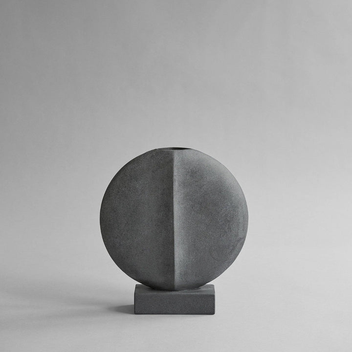 Guggenheim Vase - 101 Copenhagen Vases - Mini - Dark Grey - HORNE