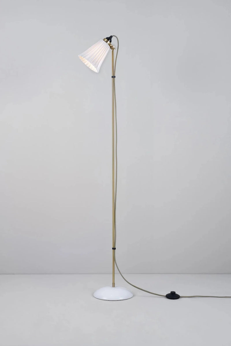 Hector Medium Pleat Floor Light - Natural