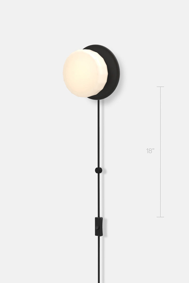 Pastille 1 Disc Corded - Faceted - RBW Lighting - Matte White - 2700K (warm white) - Corded Plug - in (Back) / 120V Input - HORNE