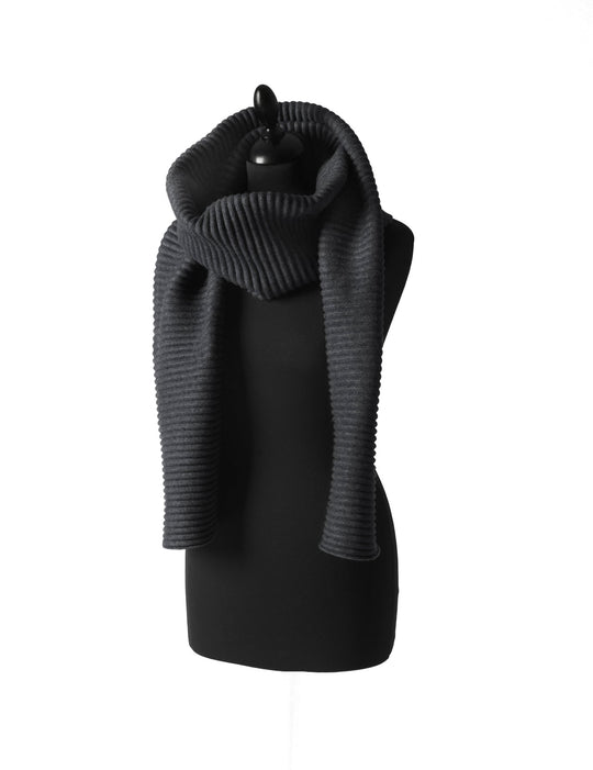 Pleece Scarf - Design House Stockholm - Black - Long - HORNE