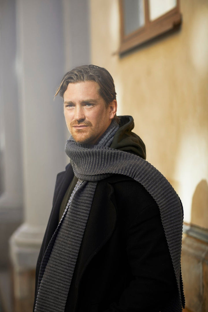 Pleece Scarf - Design House Stockholm - Forest Green - Short - HORNE