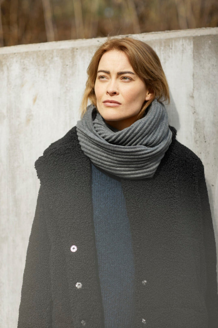 Pleece Snood - Design House Stockholm - Dark Grey - HORNE