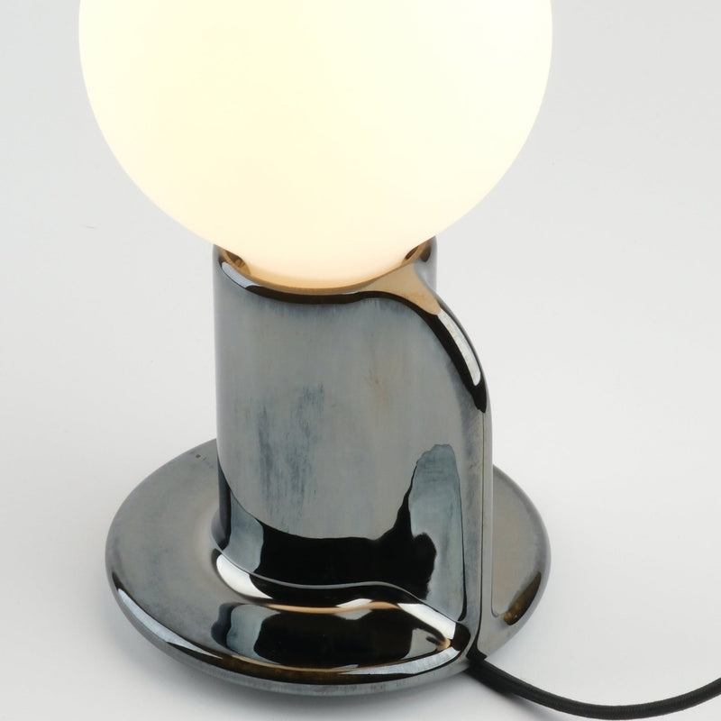 Q Lamp