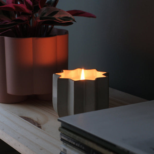Wrap Candle - Misewell Pots & Planters - white glossy - Juniper + Moss - HORNE