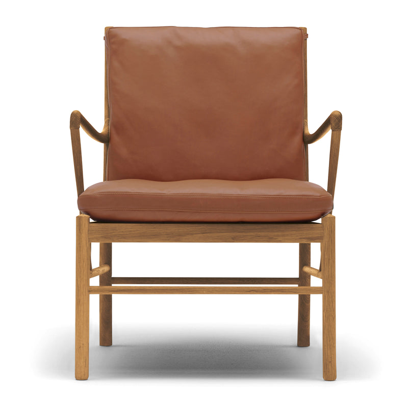 OW149 Colonial Chair - Carl Hansen & Son - Chairs - Oiled Oak/Thor 307 Leather - HORNE