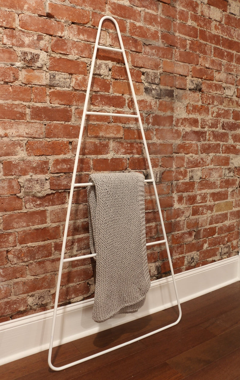 Artie Ladder - Tronk - Bath - Black - HORNE
