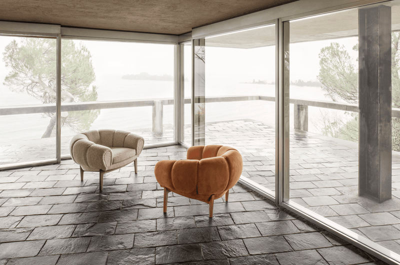 Croissant Lounge Chair - Gubi - Chairs - Solid Oiled Oak - Hallingdal 65 - 0173 - HORNE