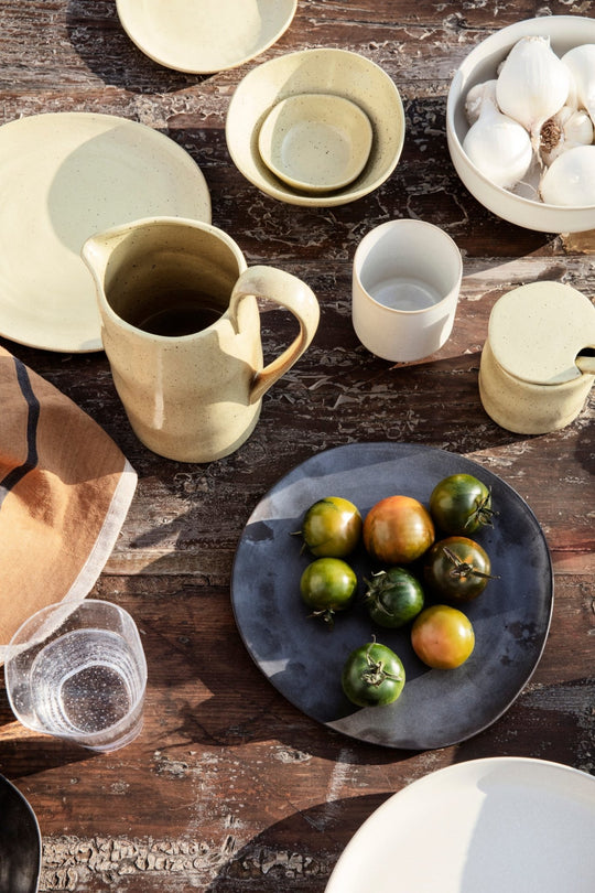 Flow Plate - Medium - Ferm Living - Dinnerware - Yellow speckle - HORNE
