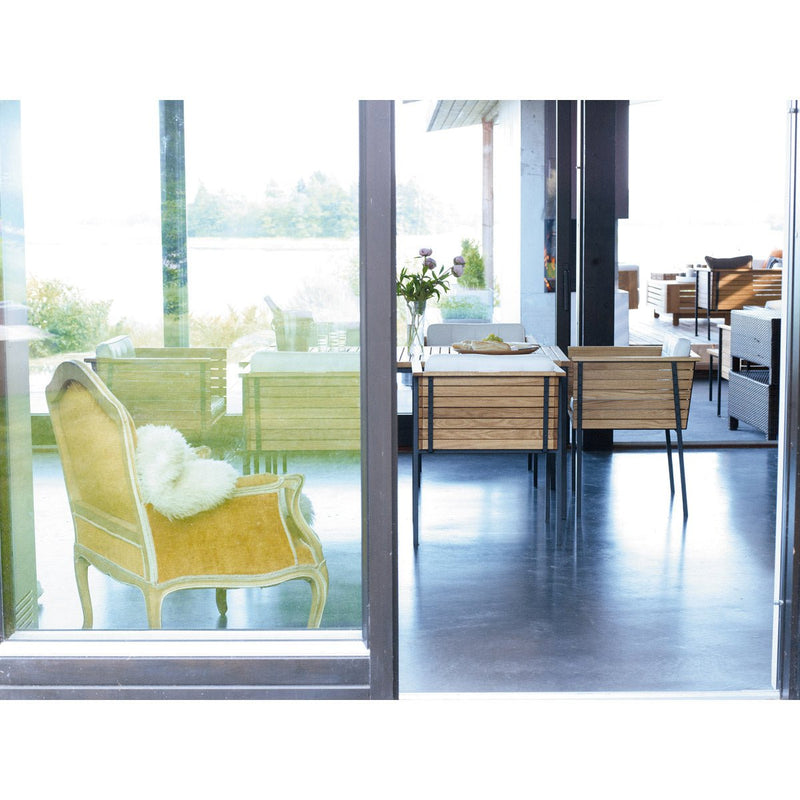 Haringe Dining Table - Medium