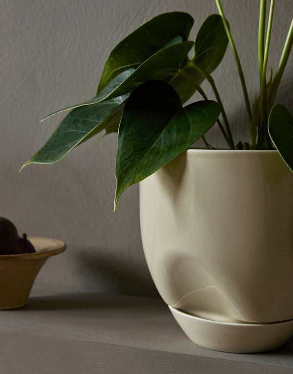 Hydrous Planter - Audo Copenhagen - Planters - 7.9" - Ashen - HORNE