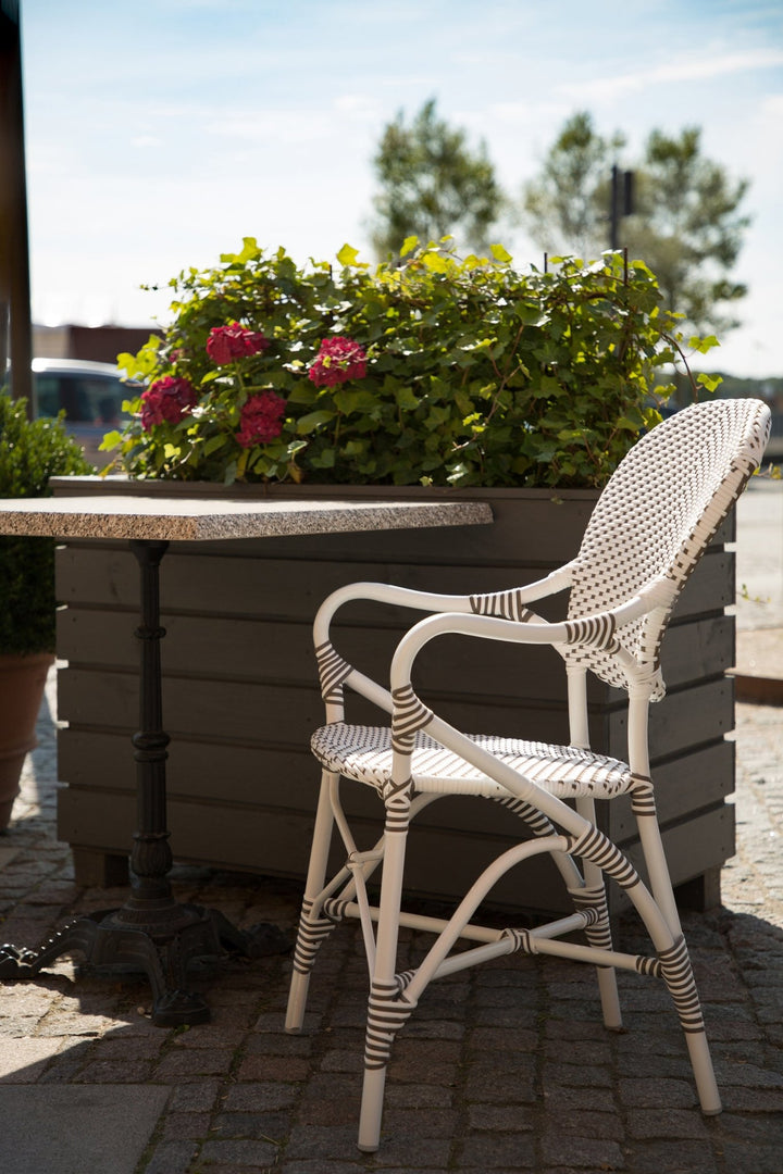 Isabell Arm Chair AluRattan - Sika Design - Outdoor Furniture - White / Cappuccino Dots - Almond - HORNE