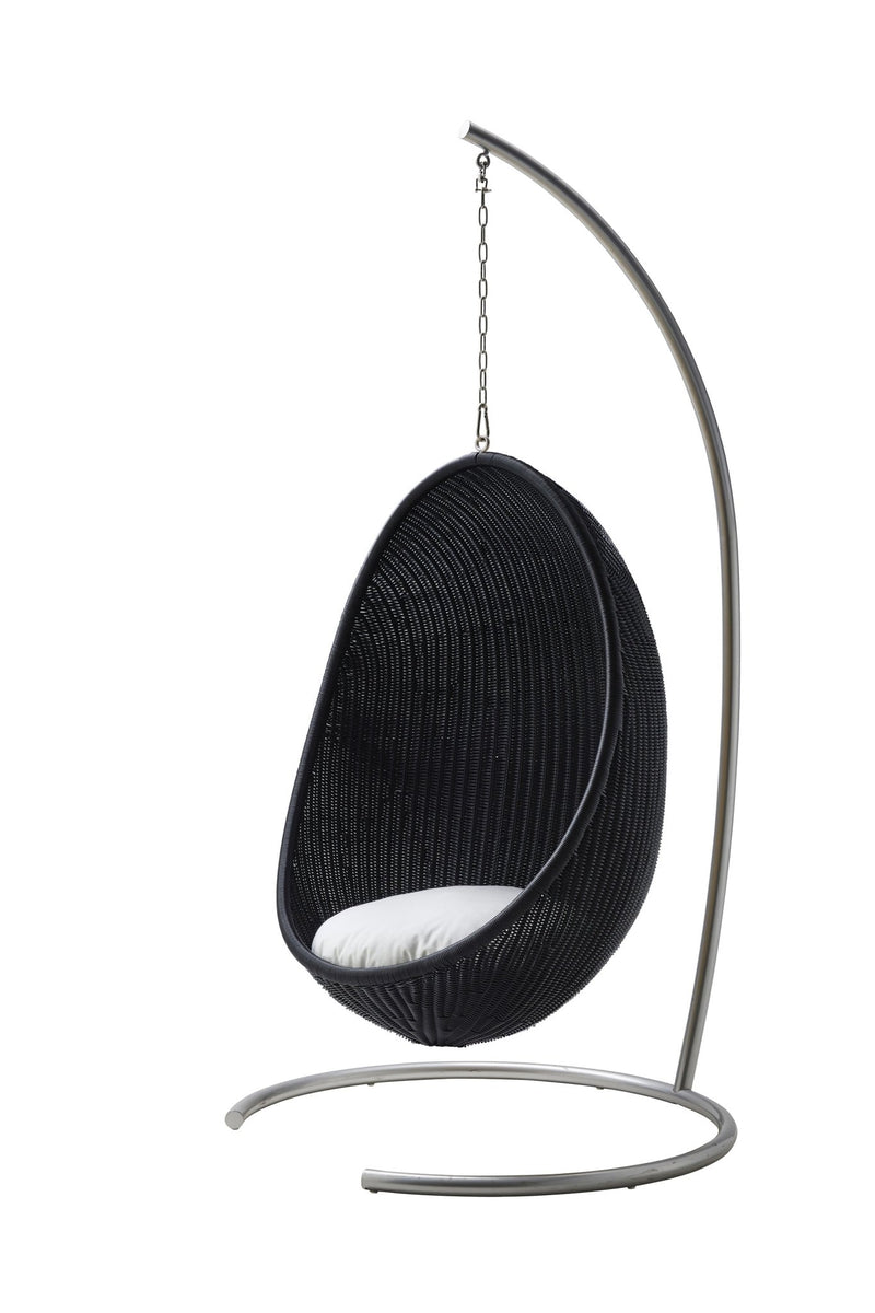 Nanna Ditzel Hanging Egg Chair Exterior - Sika Design - Outdoor Furniture - ArtFibre Natural - Sunbrella Sailcloth Seagull - With Chain - HORNE