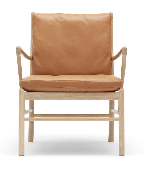 OW149 Colonial Chair - Carl Hansen & Son - Chairs - Soaped Oak/Sif 95 Leather - HORNE