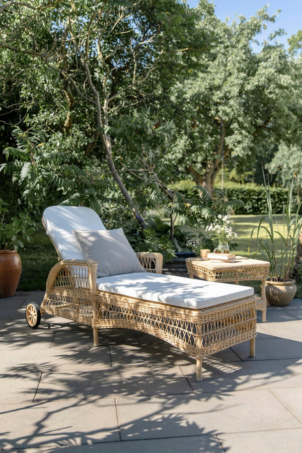 Suzy Side Table - Sika Design - Tables - HORNE