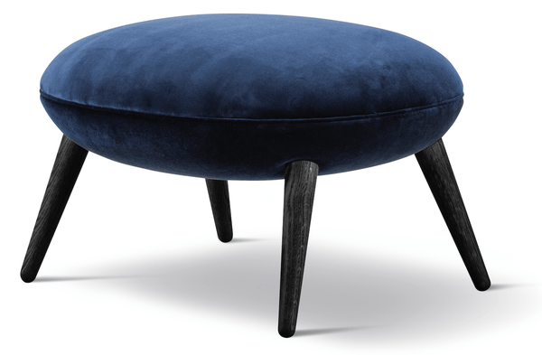 Swoon Ottoman - Black Lacquered Oak - Fredericia - Stools + Benches + Ottomans - HORNE