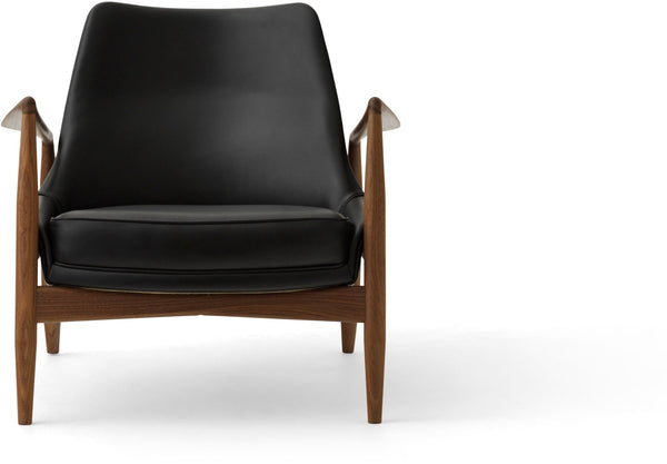 The Seal Lounge Chair - Low Back - Audo Copenhagen - Chairs - Natural Oak - Dakar Leather - 0329 Brown - HORNE