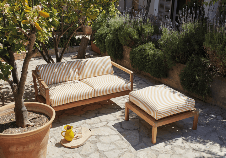 Virkelyst Sofa - Skagerak by Fritz Hansen - Outdoor Furniture - Teak / Sea Blue Stripe - HORNE